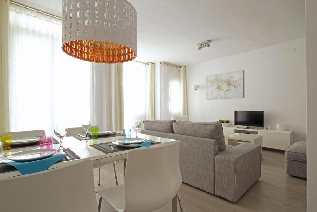 Warm Sands Apartment By Hello Homes Sitges Eksteriør billede