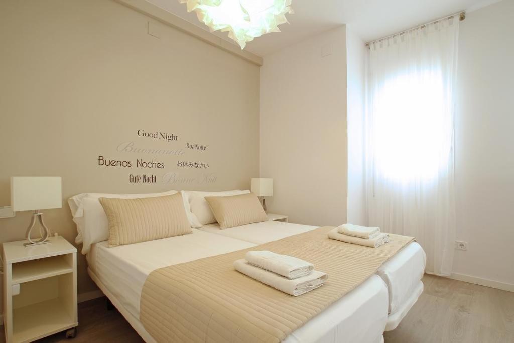 Warm Sands Apartment By Hello Homes Sitges Eksteriør billede