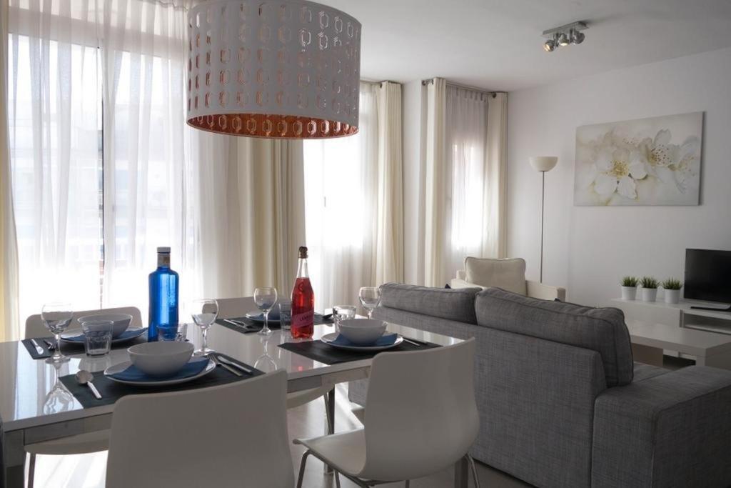 Warm Sands Apartment By Hello Homes Sitges Eksteriør billede